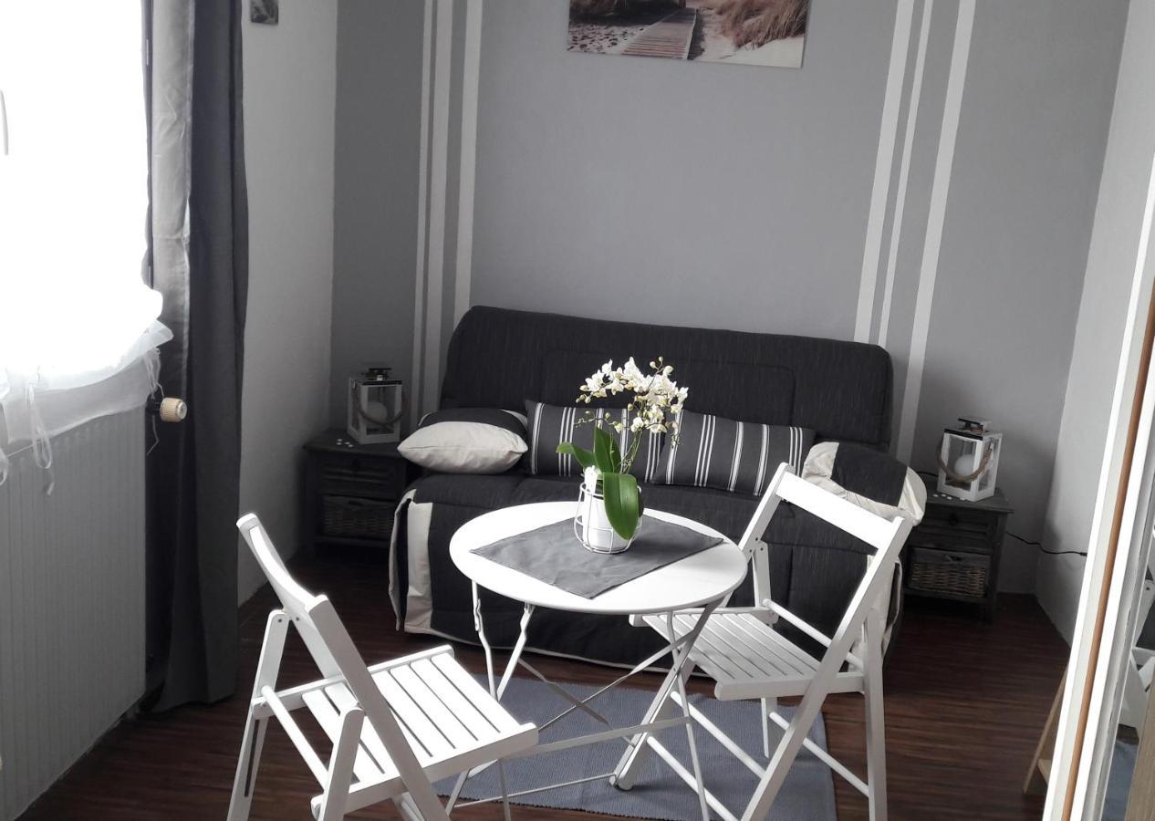 Chambre D'Hote - La Ruche Des Bleuets Mulsanne Dış mekan fotoğraf